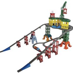 Thomas And Friends Superstation & 20+ Accessories