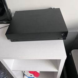 Xbox One X