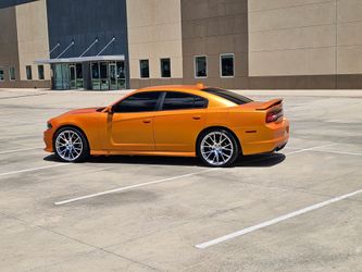 Dodge Charger scat pack