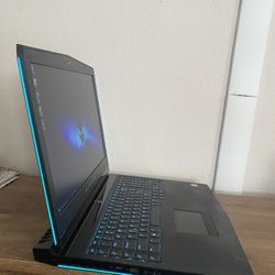 Alienware Gaming Laptop 