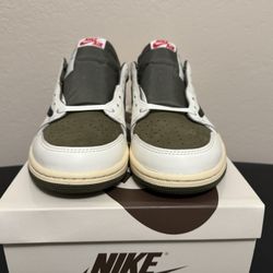Jordan 1 Retro Low OG SP Travis Scott Medium Olive