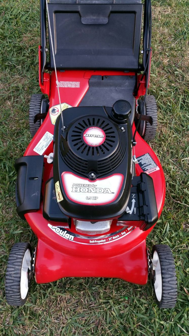 POULAN WITH HONDA ENGINE 6.5HP VARIABLE SPEED AUTO WALK BEHIND