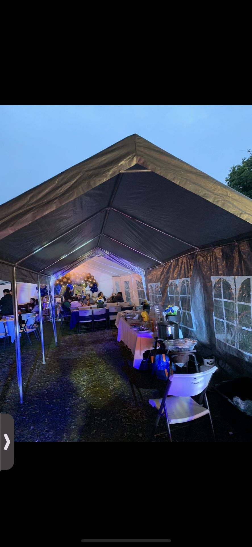 10’X 20’ Carpoot Like New 