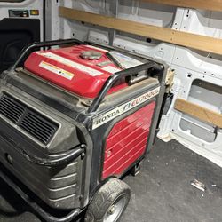 7000 Watt Honda Generator 