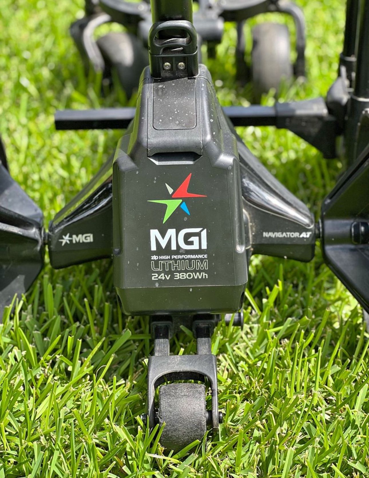 MGI ZIP Navigator Electric Golf Caddy Cart