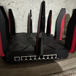 TP-LINK Archer AX11000 Next-Gen Tri-band Gaming Router