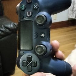 DualShock 4 Wireless Controller (PS4)