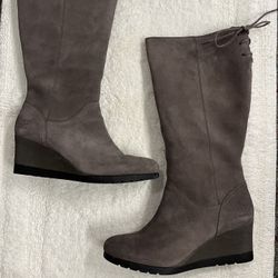 UGG Waterproof Wedge Grey Boot.  Size 9