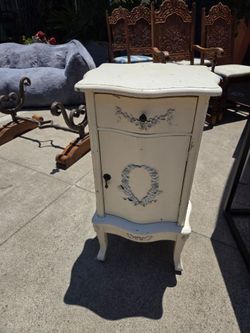 French Shabby Chic style nightstand