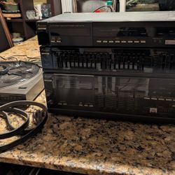 VINTAGE MITSUBISHI SOUND SYSTEM 