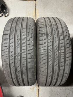 2 Pirelli Tires 225/40/19