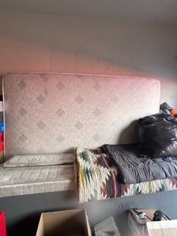 California King size bed