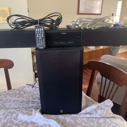 Yamaha Front surround  Sound System With Remote And Subwoofer All Cables Include In Picture YAS-70CU