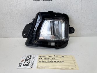 1broken tab 2018 - 2019 CADILLAC XTS RIGHT LED FOG LIGHT LAMP OEM AY82825
