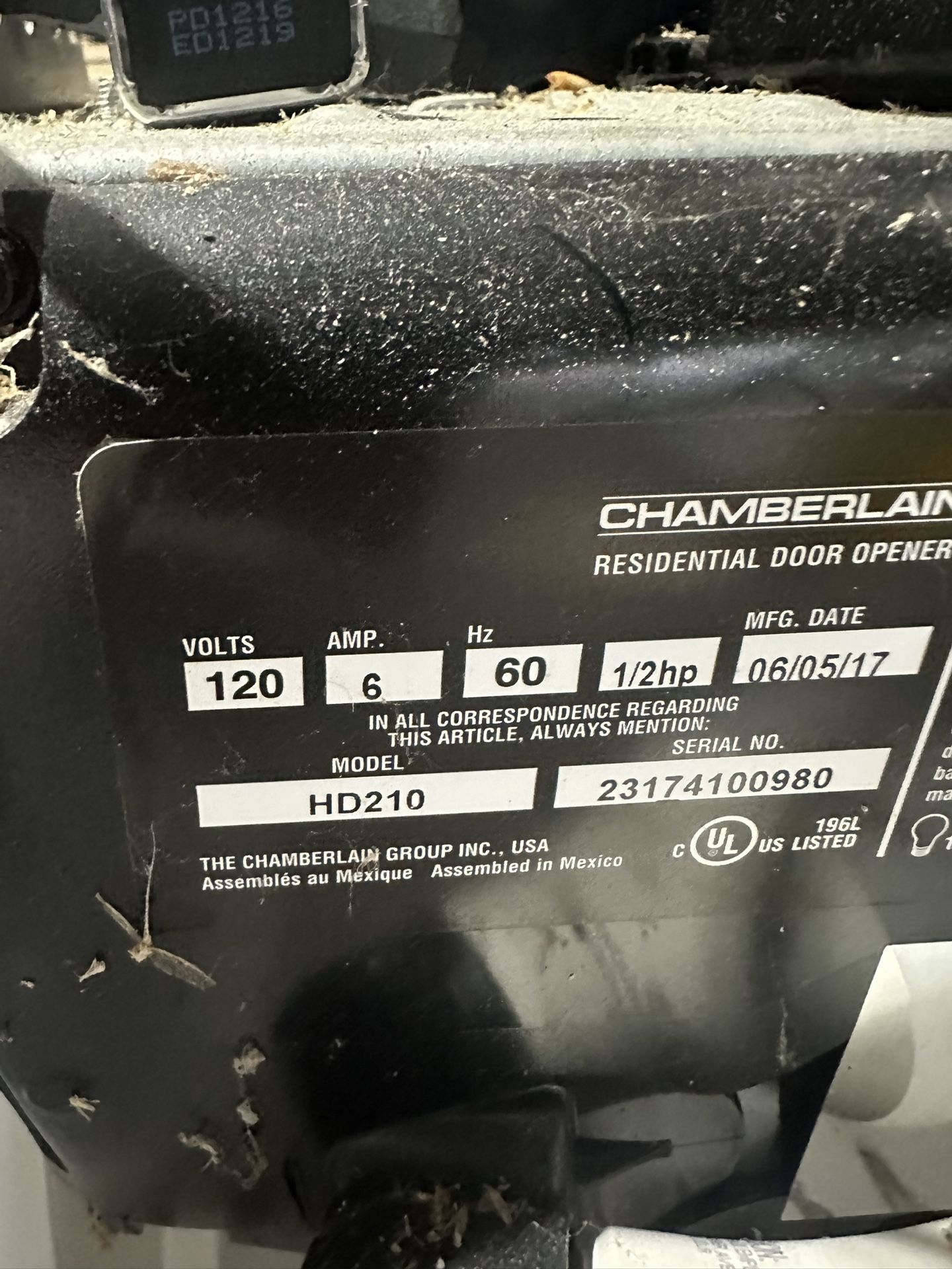 Chamberlain HD210 Garage Door Opener – Chain Drive – 1/2 HP – Used