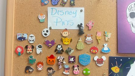Disney Pin Trading