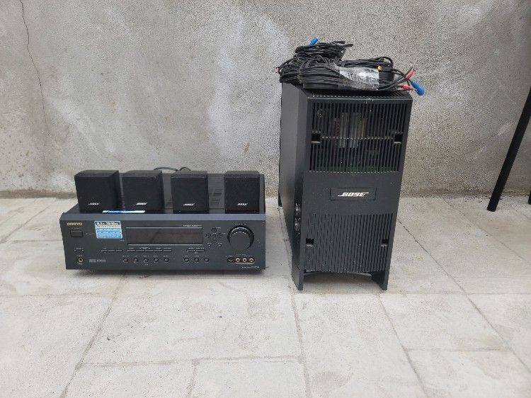 Bose Surround Sound System Wiht Onkyo Amplifier