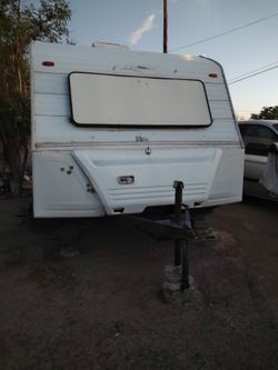 Small trailer one room bath and sitting area