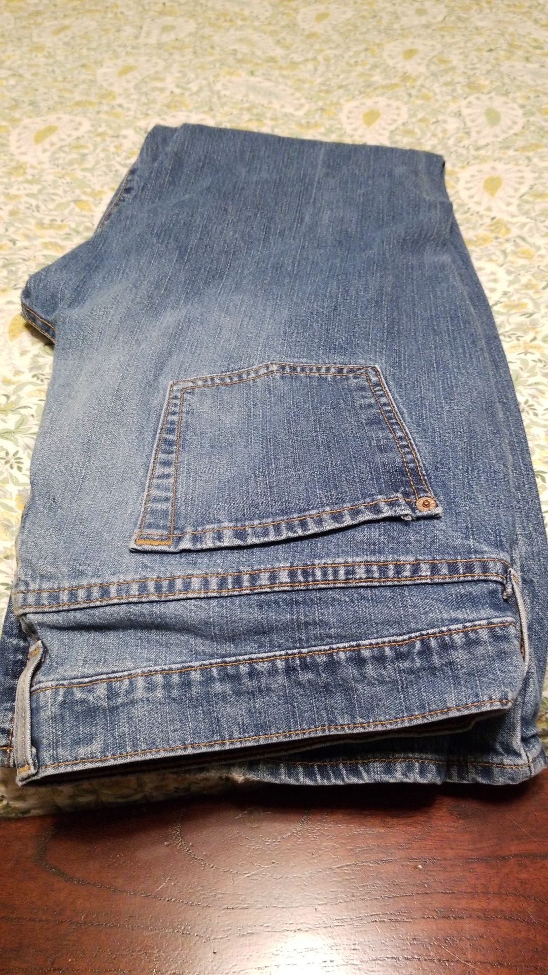 Old Navy Boot Cut stretch Jeans size 14 Long