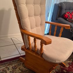 Practically brand, new Glider rocker, white pine