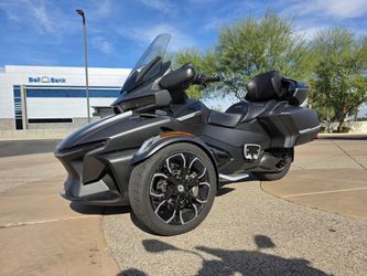 2025 Can-Am Spyder Rt