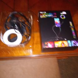 Live Streaming Light Changes Colors