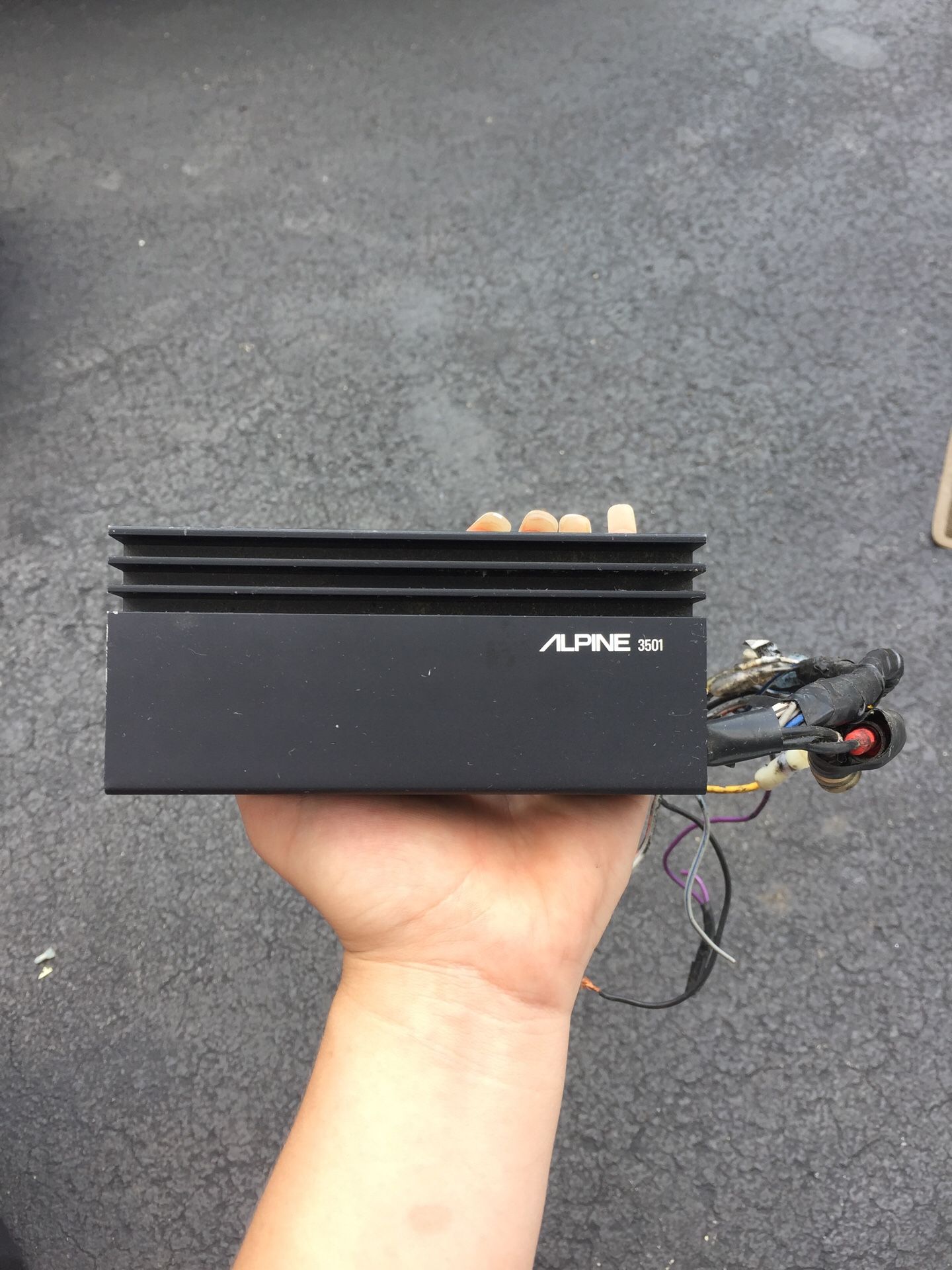 Alpine 3501 amplifier