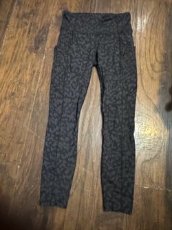 Lululemon Talla 4