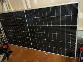 Solor panels with batteries