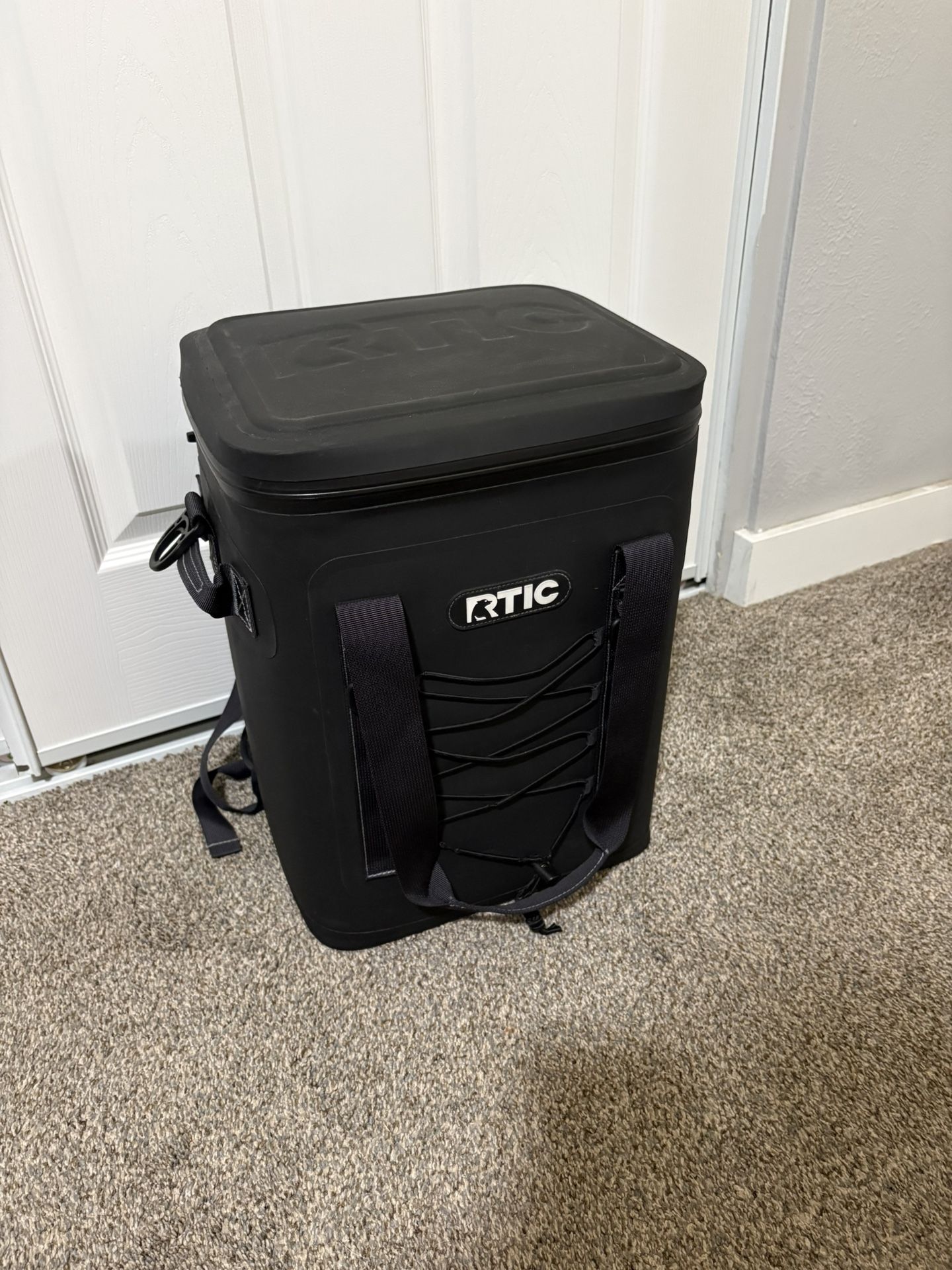 RTIC Insulated Soft Cooler