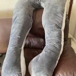 Pregnancy Pillow