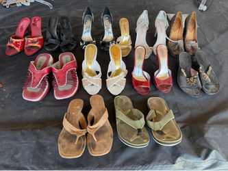 Women's shoes, size 6