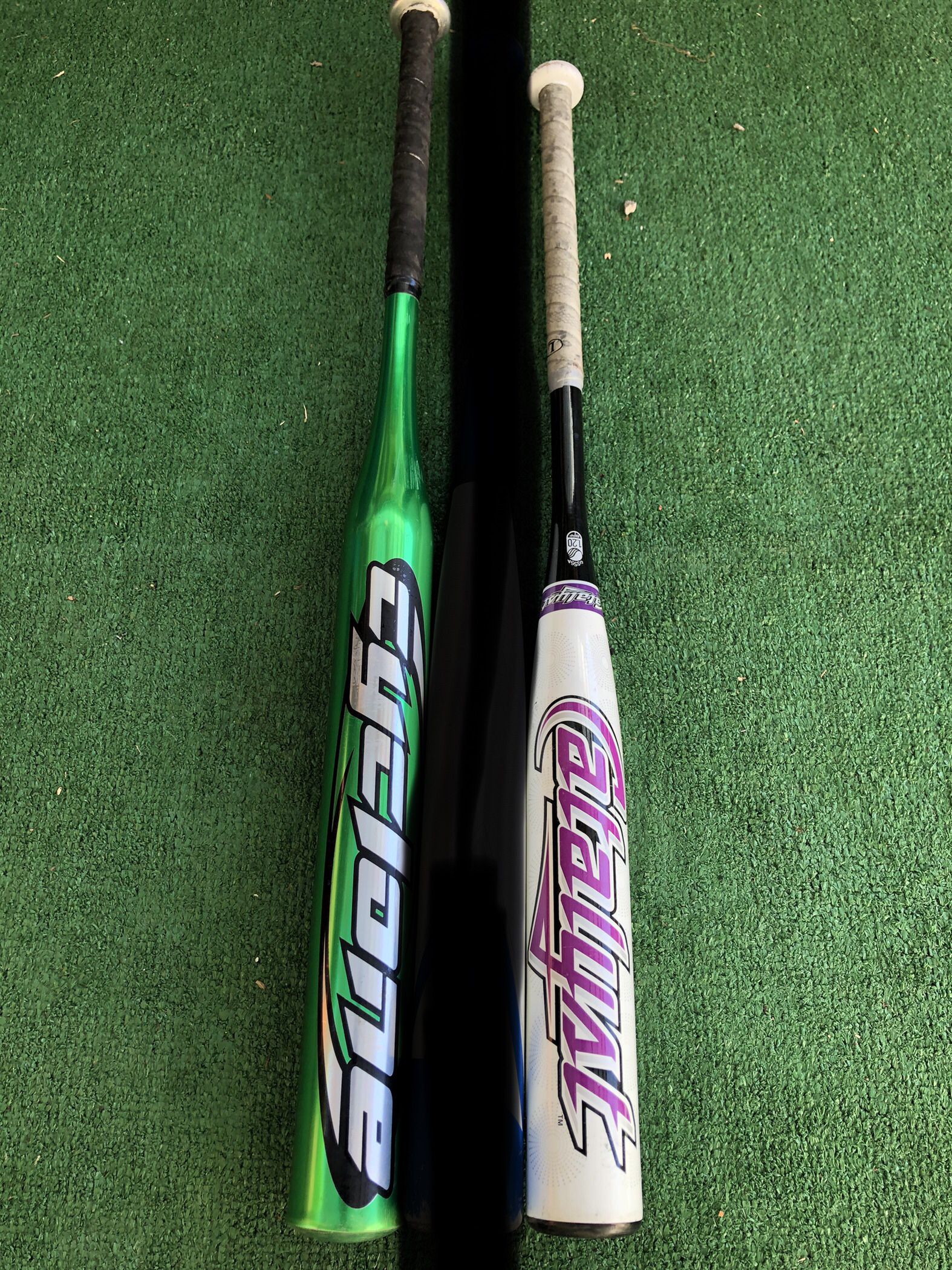 Softball Bats In Solid Condition Sz 30in 32in Have Equipment Gloves Bats