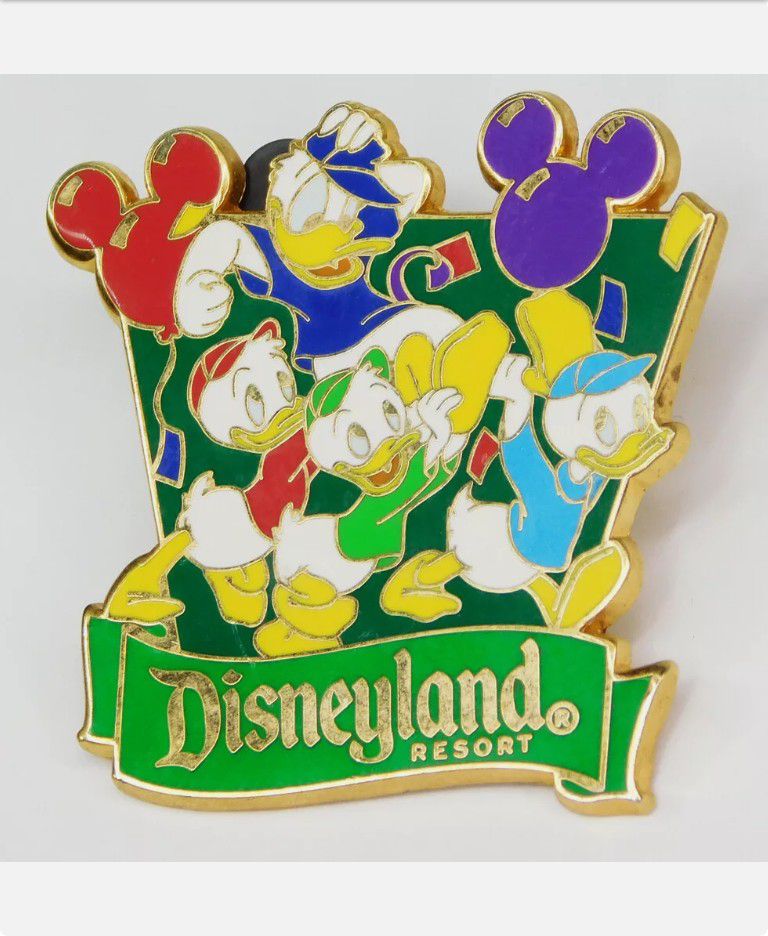 Official Disneyland Resort Disney Parks Pin Trading 2009 Donald Duck Pin 