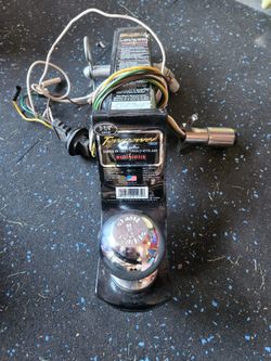 Trailer Hitch - Ball Mount - Wiring Included