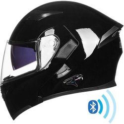 New Bluetooth Dot Motorcycle Helmet $180