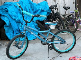 Huffy Glitzy Kids BMX Bike