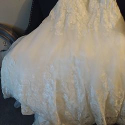 Ivory Wedding Dress