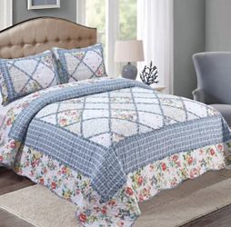 Victoria’s Garden King Quilt with 2 Shams