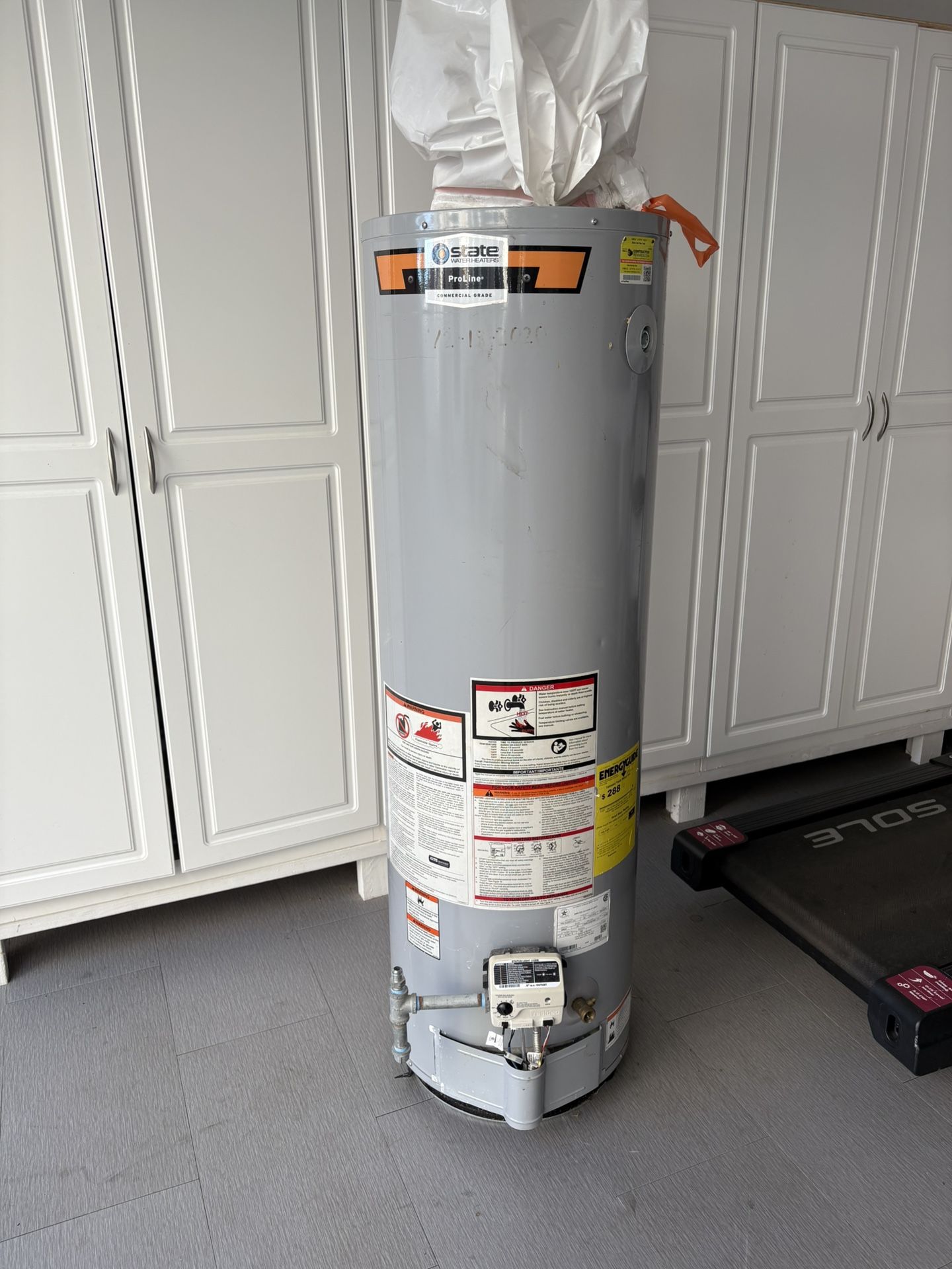 Used Water Heater 40 Gallon 4 Years Old