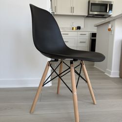 Black Elon Chair 