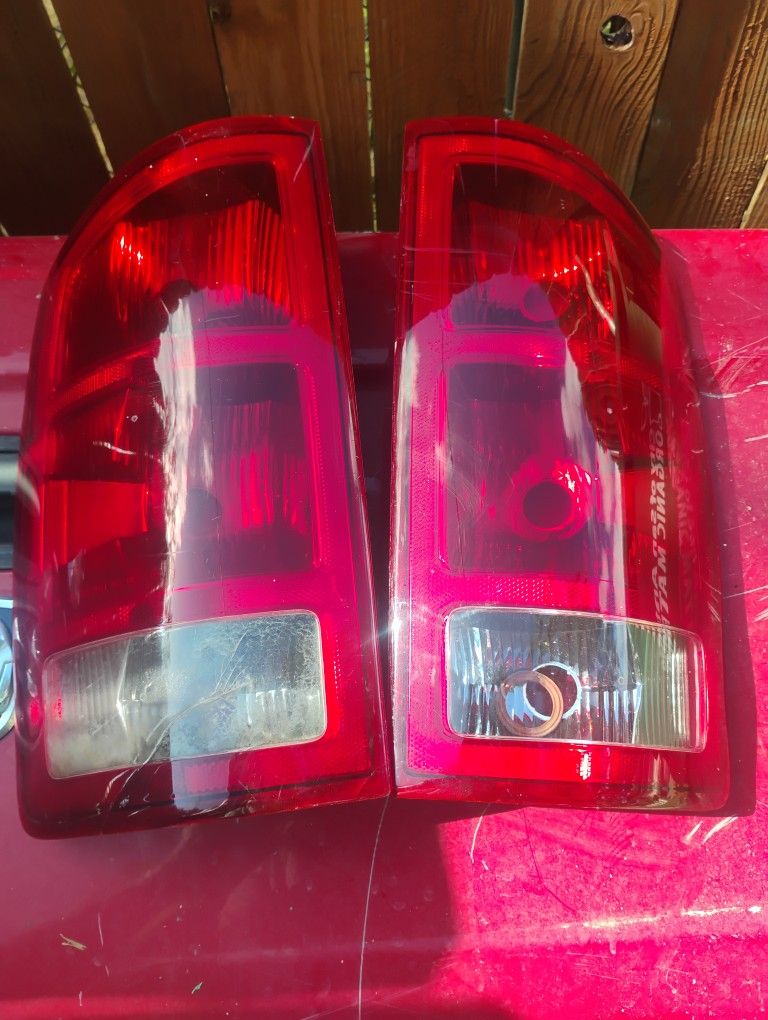 Tail Lights For Dodge Ram 1(contact info removed)