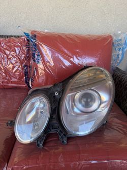 Mercedes left OR right headlights for 2003-2006 E320,E350, E500,E55AMG