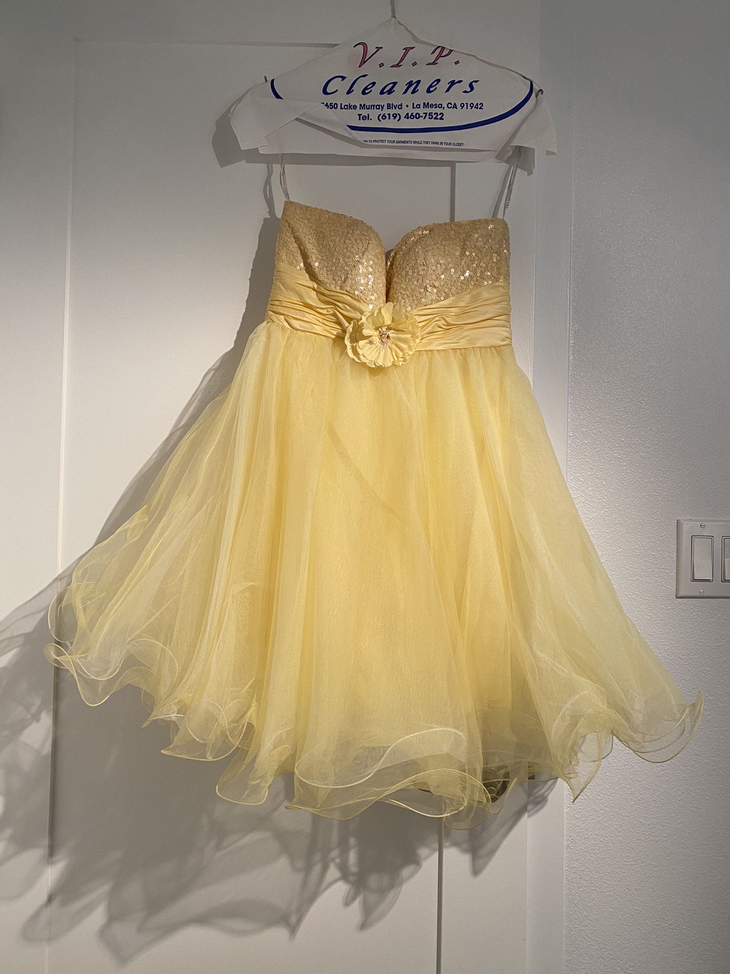 New Year’s Eve? Wedding? Special Event? Originally Bought at Prevue - Buy Now 🥰