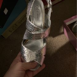 Womens Heel Size 8 $5
