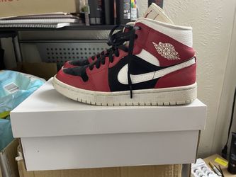 Air Jordan 1 Mid
