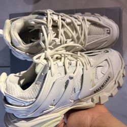 Balenciaga Tracks Shoes 