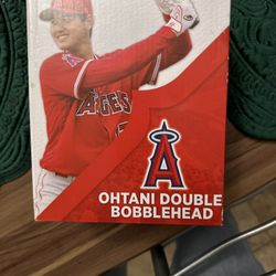 Ohtani Double Bobble Head 