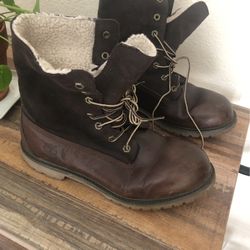 Woman’s Timberland Waterproof Boots Size 9.5