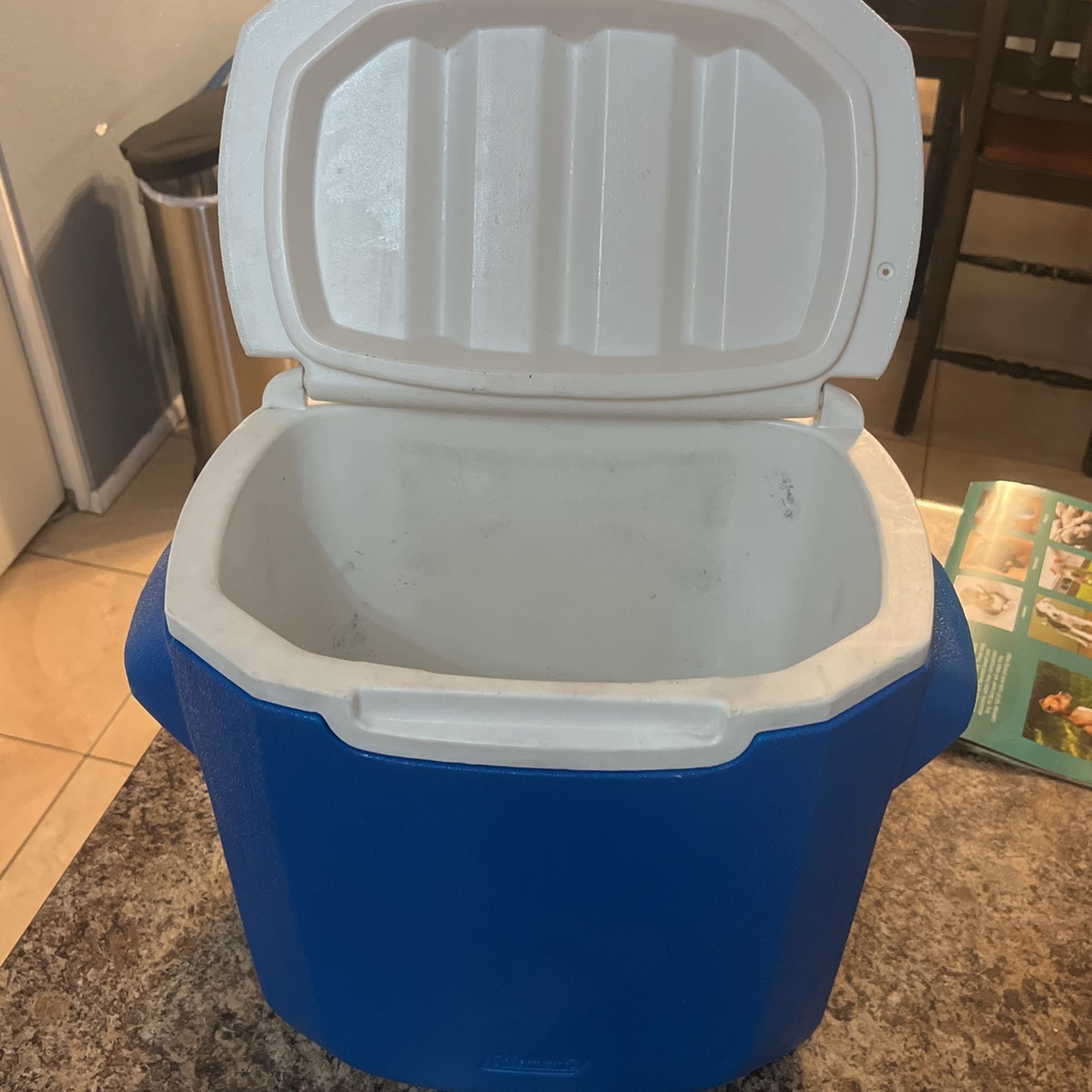 Coleman Cooler With Wheels Small Blue Cooler